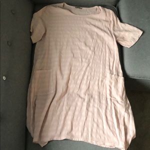 !!50% OFF!! BARELY WORN! Beyond Capri Pink dress
